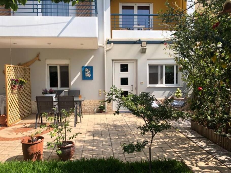 Eleni'S Maisonette Kalamata Exterior photo