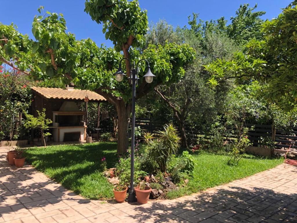 Eleni'S Maisonette Kalamata Exterior photo